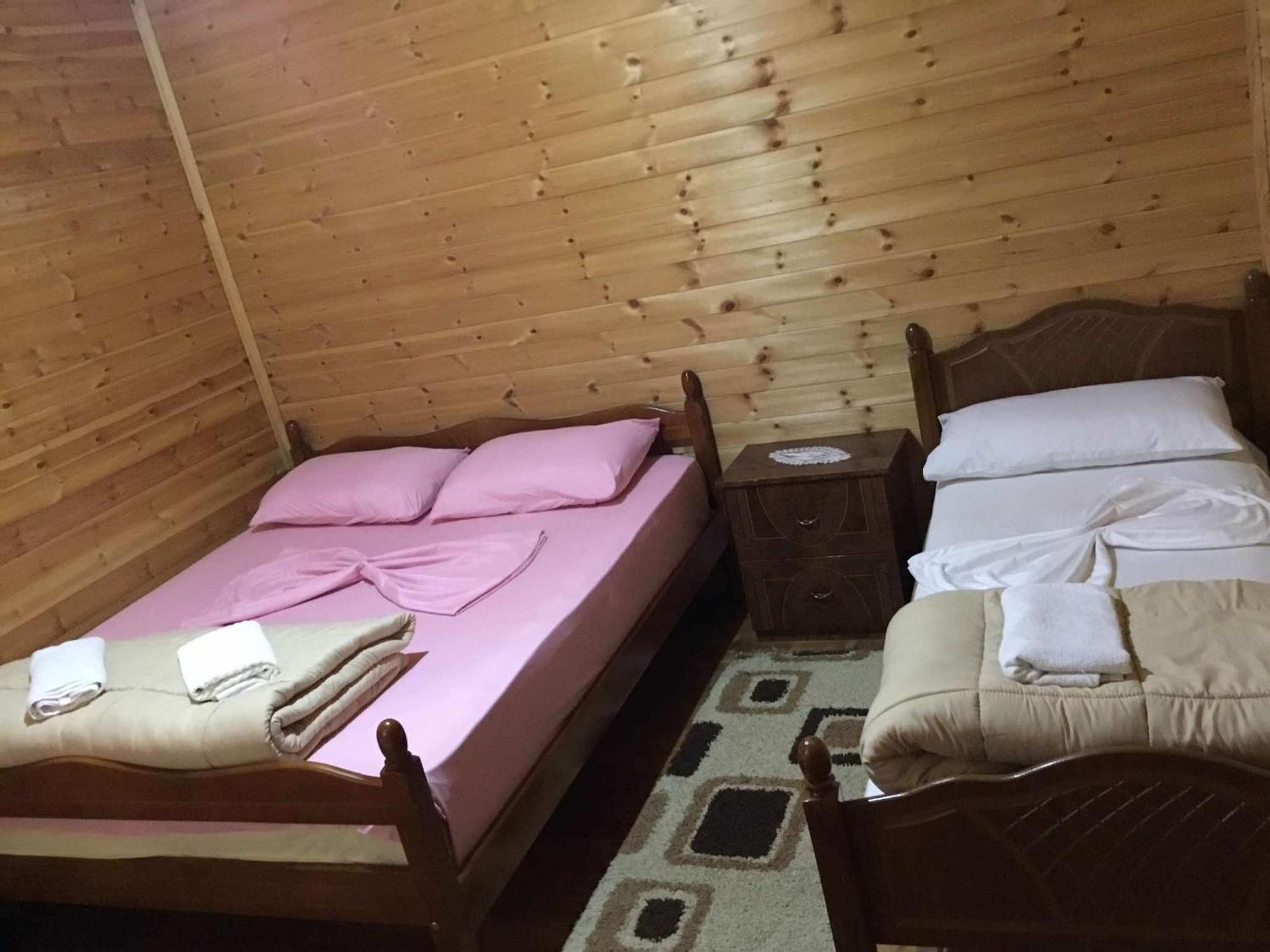 Zariklis Hotel Theth Eksteriør billede